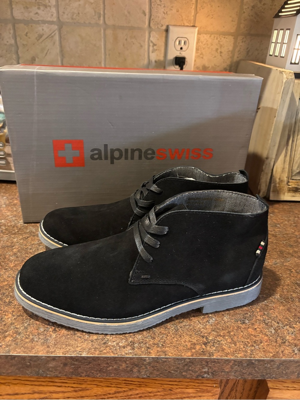 Alpine Swiss Black Suede Men’s Chukka Boots